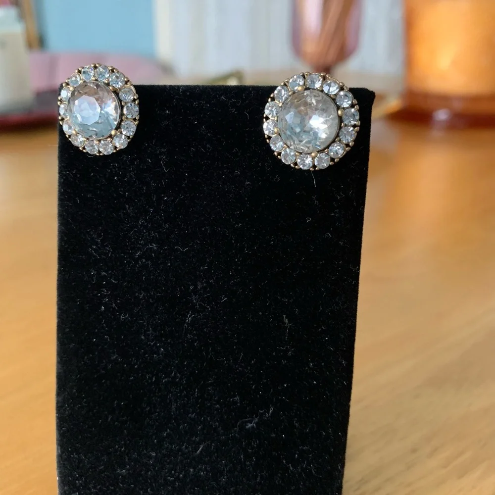 J Crew crystal stud earrings with micropavé setting - Picture 5 of 6